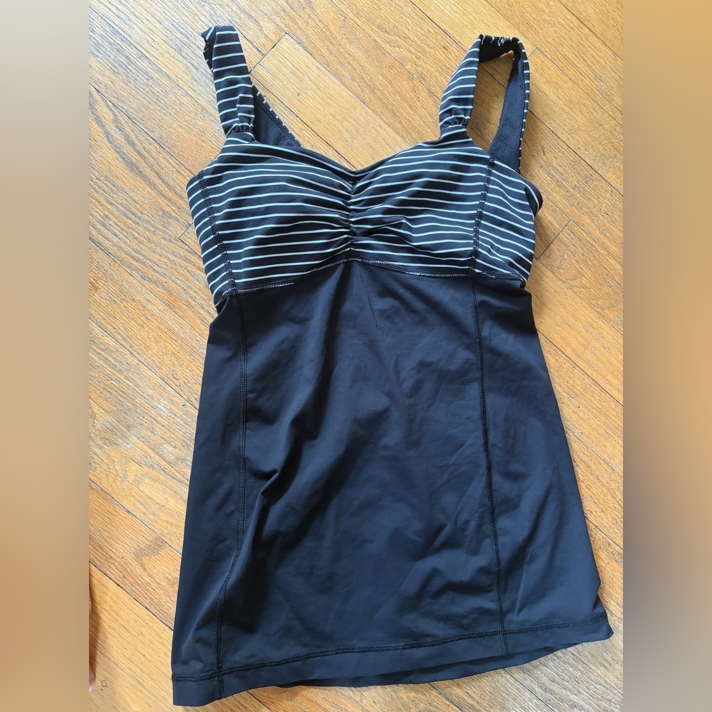 Lululemon Aria II